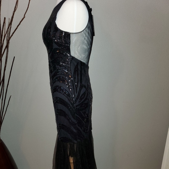 Sexy Black Sequined Gown - Picture 3 of 8